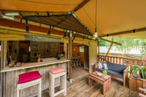 Luxe Lodge, Bouillon